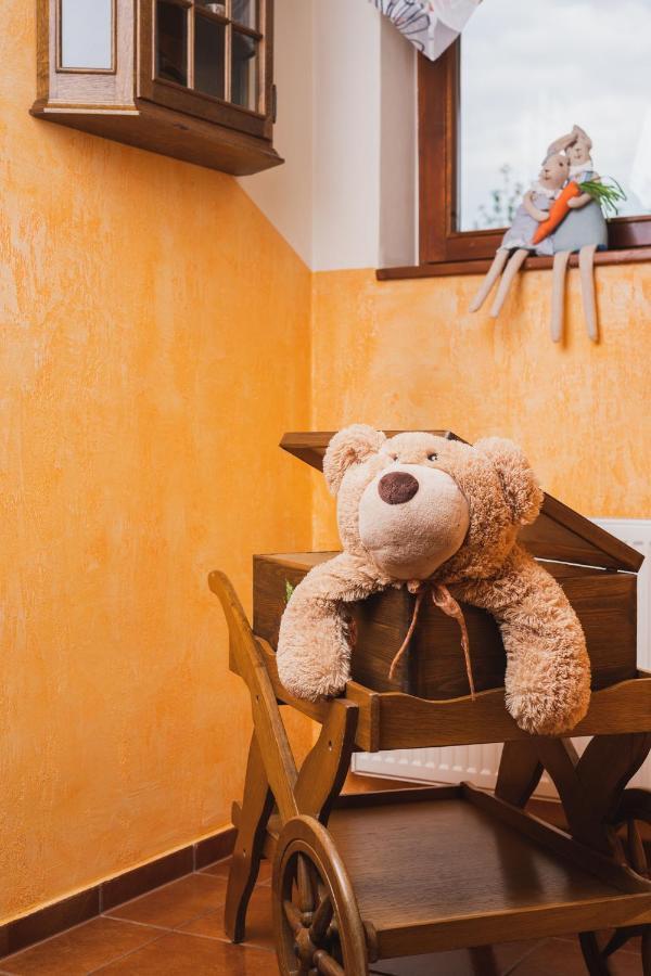 Mis Pokoje Goscinne Bukowina Tatrzańska Kültér fotó